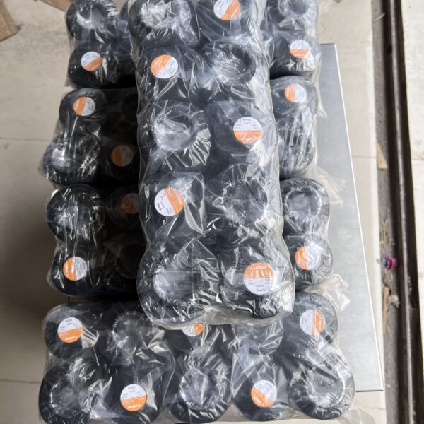 Chỉ may công nghiệp Đen 40/2 - Ảnh 7