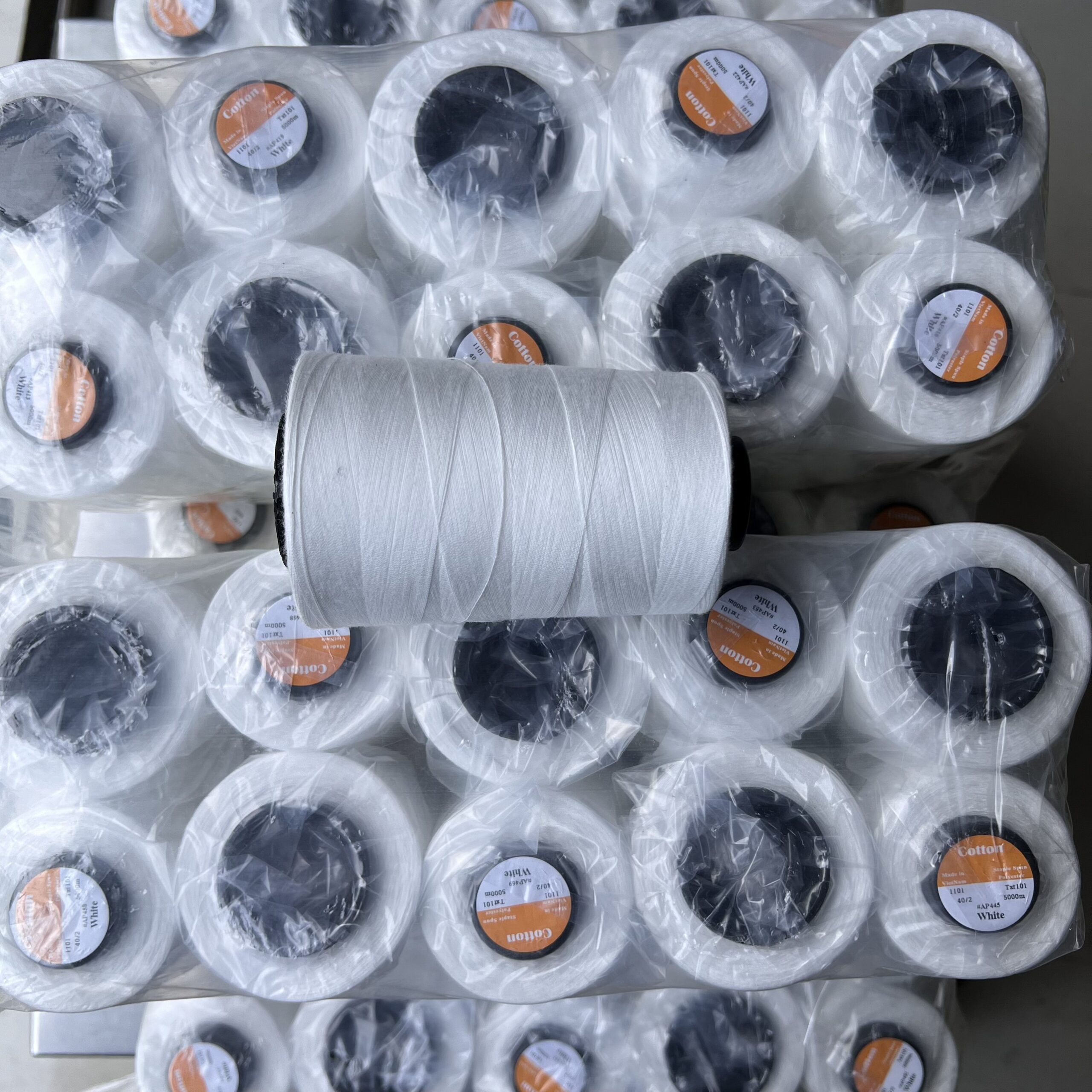 Chỉ trắng công ty 40/2 - Ảnh 3