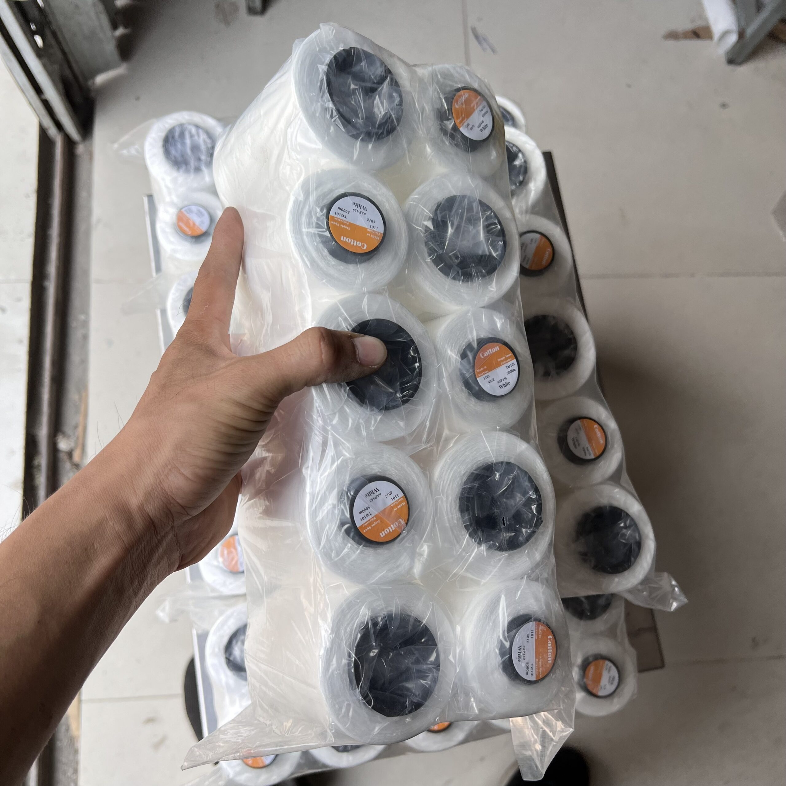 Chỉ trắng công ty 40/2 - Ảnh 5