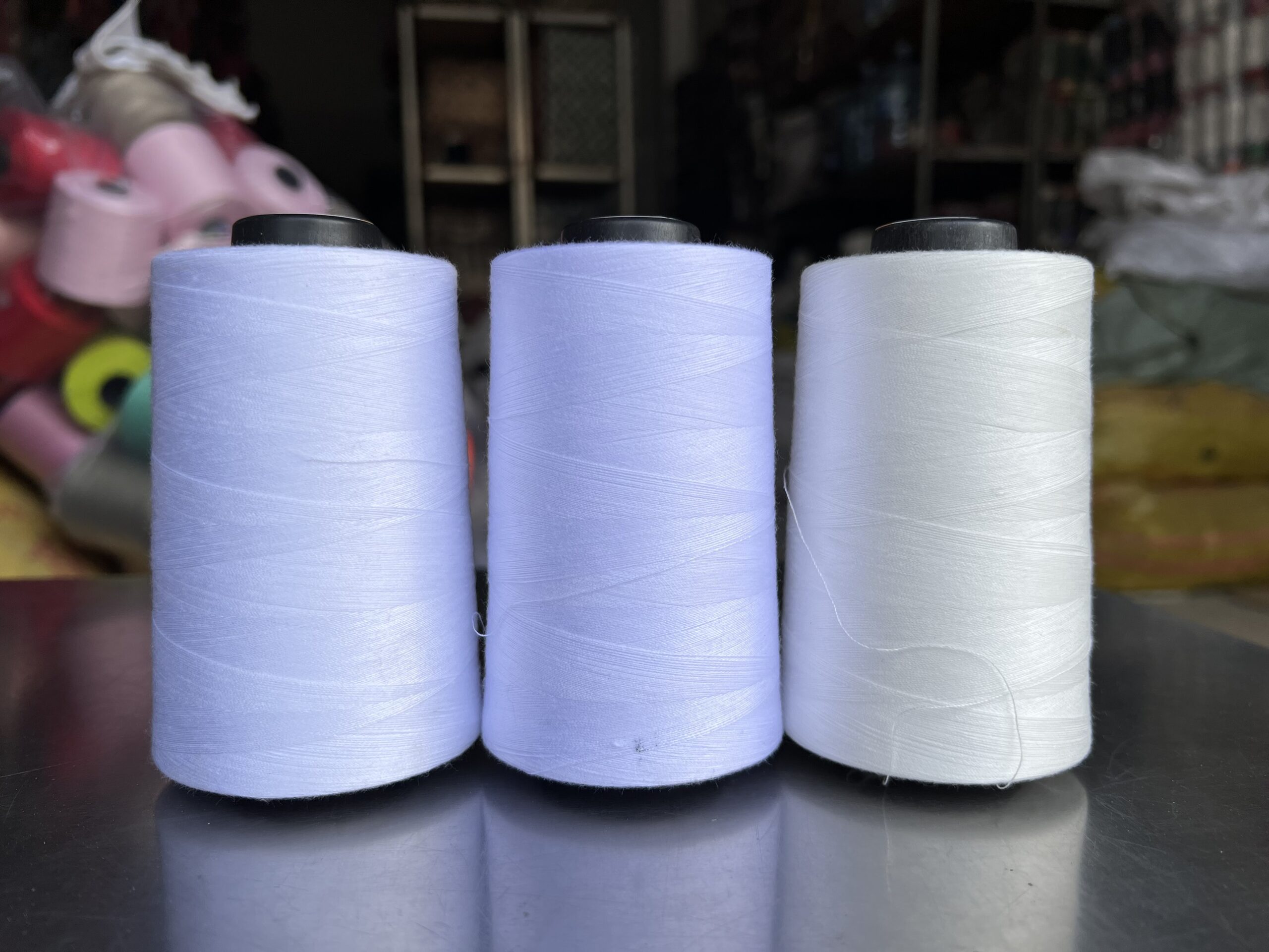 Chỉ may công nghiệp TRẮNG TẨY 40/2 hàng công ty lỏi nhẹ 5000m/ cuộn - Ảnh 6